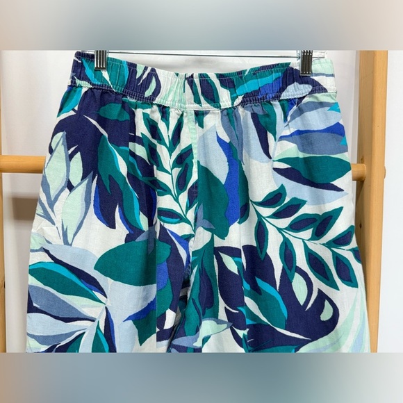 C&C California Blue and white tropical leaf print wide leg crop pants size L - Picture 4 of 10